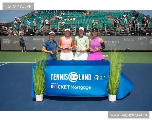 世界网球巡回赛新赛季火热开启 多位顶级选手争夺冠军荣耀