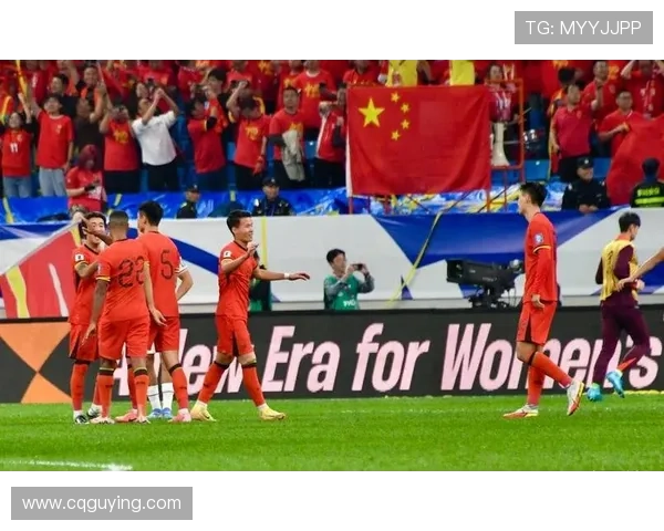 中国男足逆转取胜展现顽强斗志全队誓言在世界杯预选赛再创佳绩 中国男足逆转取胜展现顽强斗志全队誓言在世界杯预选赛再创佳绩
