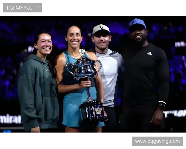 世界网坛迎来新赛季焦点对决年轻新星与老将巅峰争夺冠军荣耀